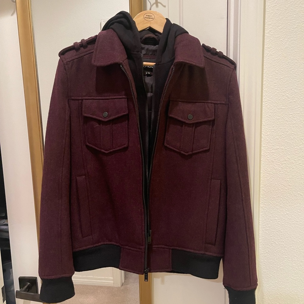 Guess color burgundy only used 2 times